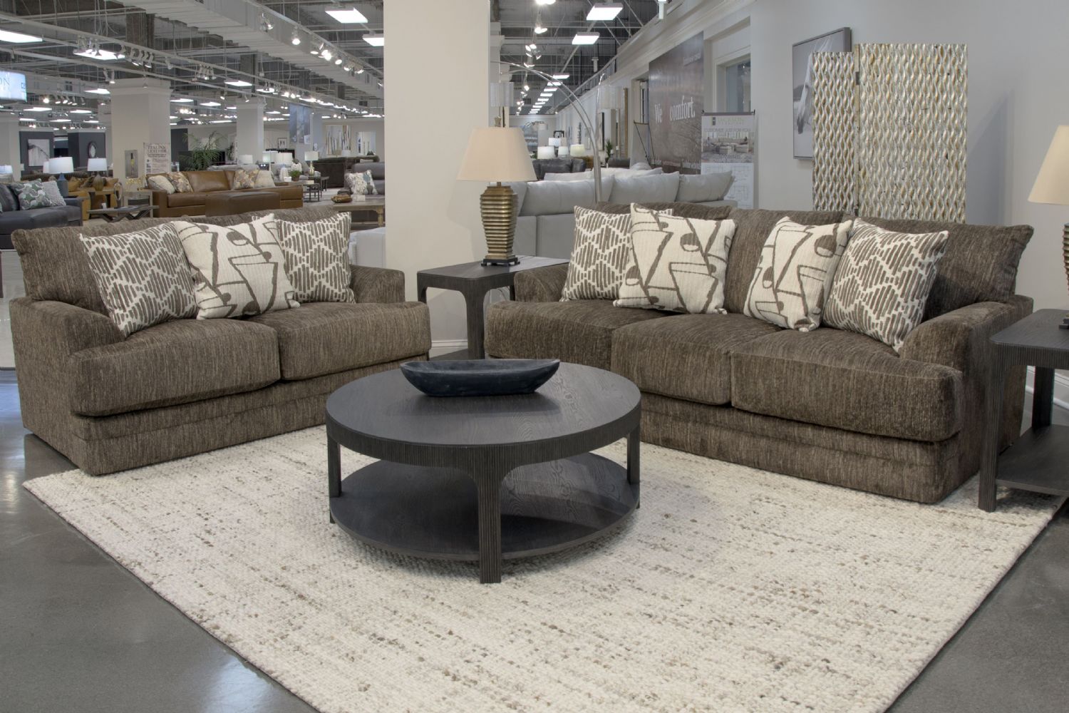 Jackson Tyson Sofa/Love